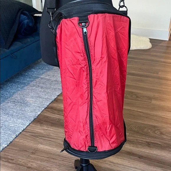 Travel Pro Black  expandable purse - Picture 6 of 7